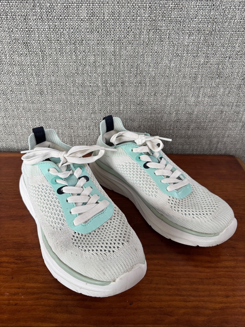 Nautica Women's Light Mint and White Knit Sneakers Size 8.5